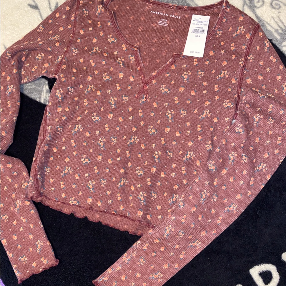 American Eagle Outfitters long sleeve cropped waffle top